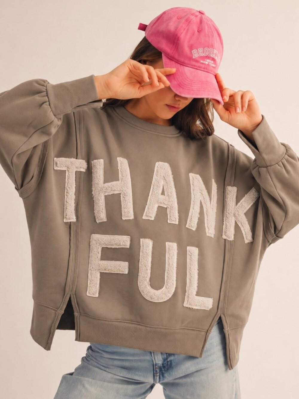 ETA 10/12 THANKFUL PATCHES FRENCH TERRY SWEATSHIRT in MOCHA